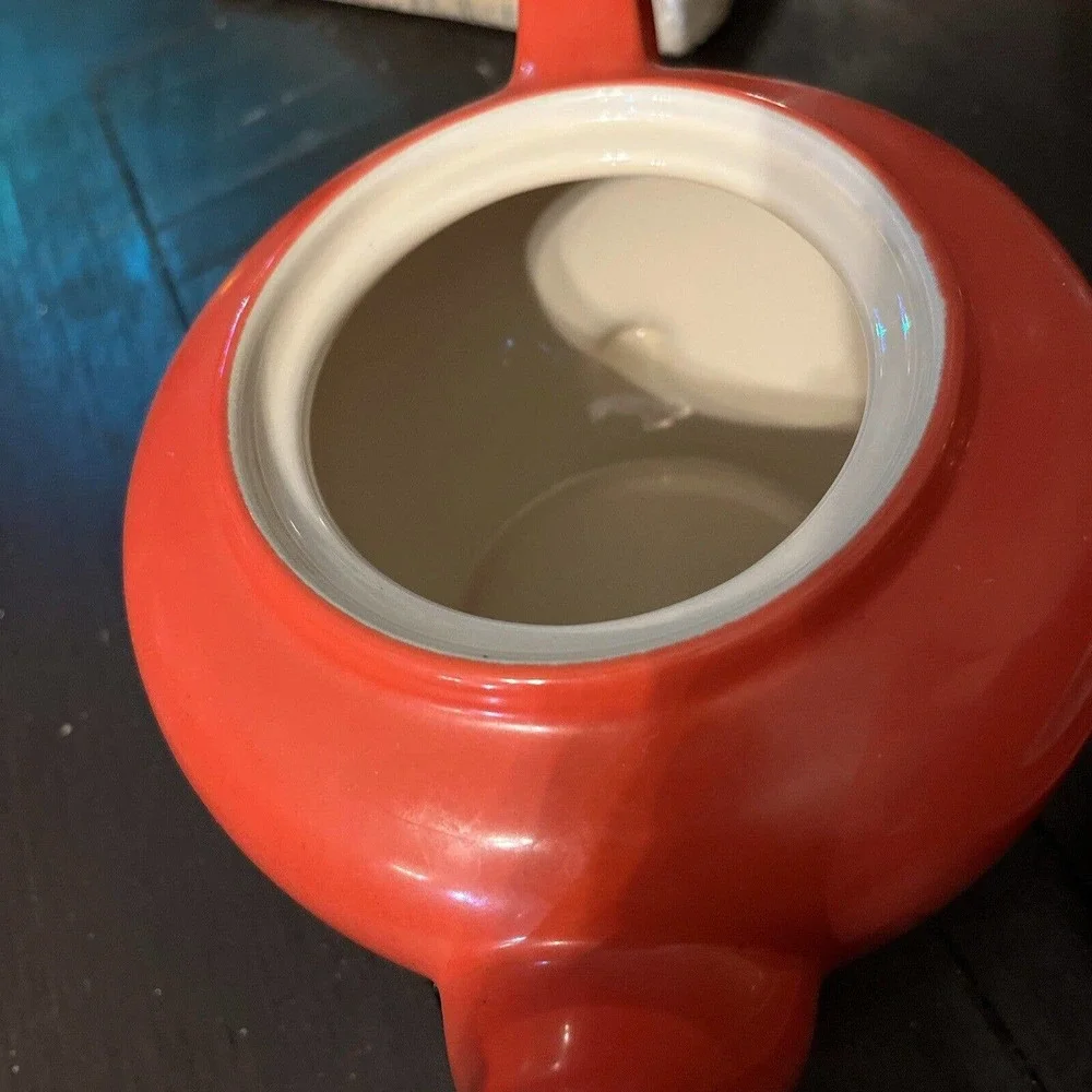 LE CREUSET VTG Red Teapot RARE EUC - Picture 10 of 12